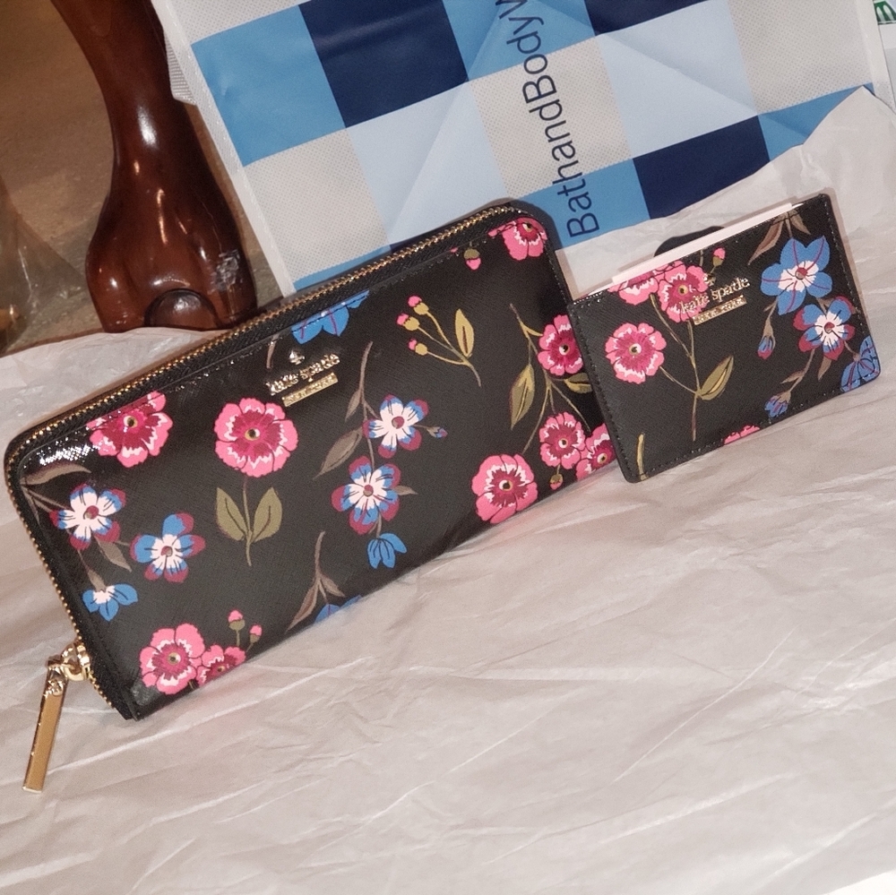 NWT Kate Spade wallet set